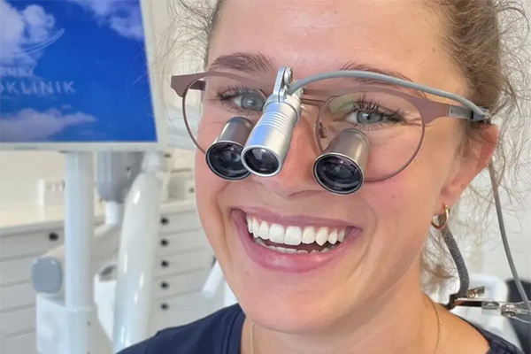 Lupbriller Tandplejer Mette Andersen